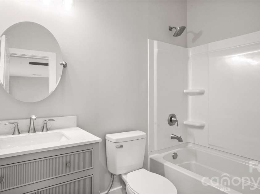 211 Tournament Drive, Concord, NC 28025.  MLS# CAR4377348, YatesRealty ID 25690. 2nd Primary Bathroom