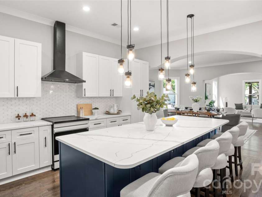 211 Tournament Drive, Concord, NC 28025.  MLS# CAR4377348, YatesRealty ID 25690. Kitchen