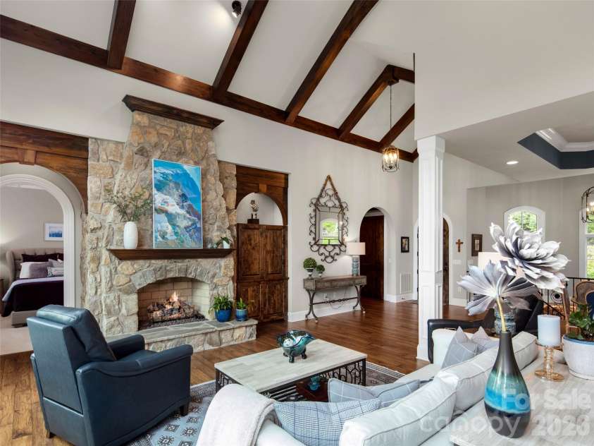 1105 Timberbluff Way, Arden, NC 28704.  MLS# CAR4381458, YatesRealty ID 25691. 