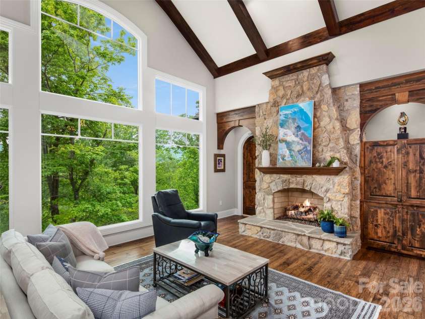 1105 Timberbluff Way, Arden, NC 28704.  MLS# CAR4381458, YatesRealty ID 25691. 