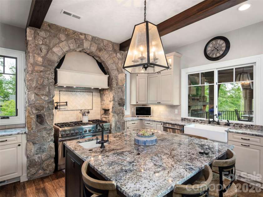 1105 Timberbluff Way, Arden, NC 28704.  MLS# CAR4381458, YatesRealty ID 25691. 