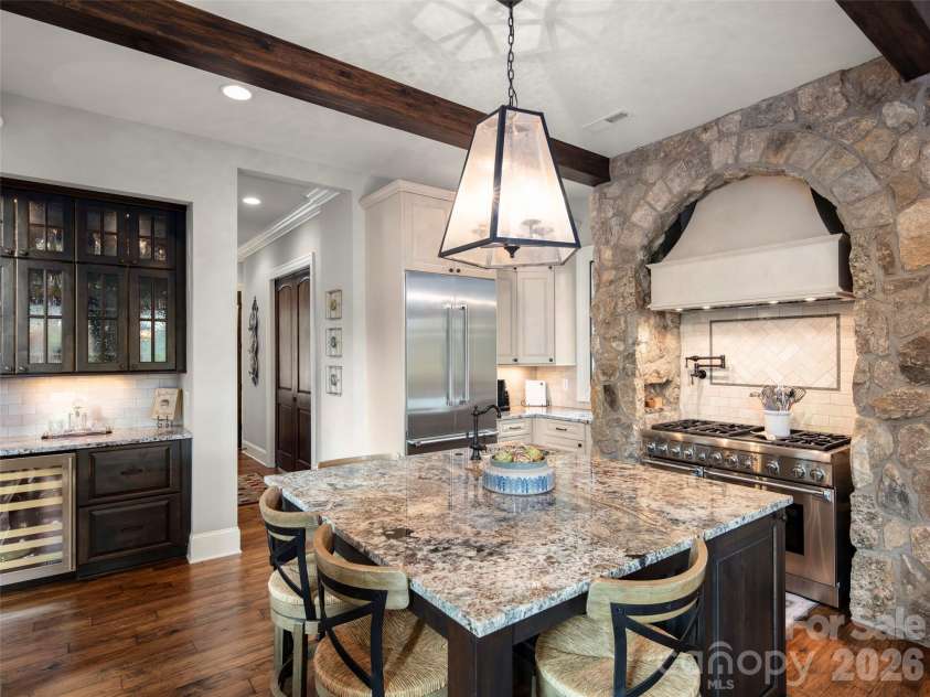 1105 Timberbluff Way, Arden, NC 28704.  MLS# CAR4381458, YatesRealty ID 25691. 