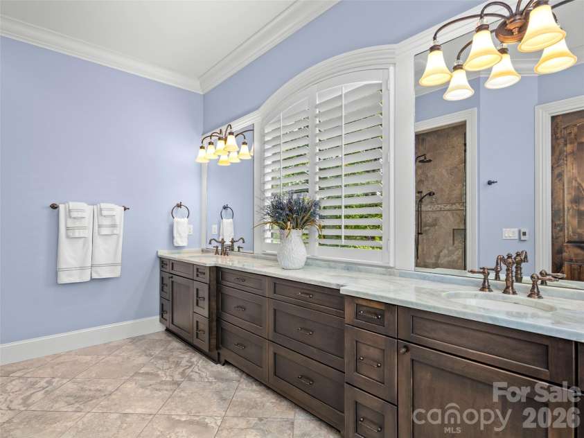 1105 Timberbluff Way, Arden, NC 28704.  MLS# CAR4381458, YatesRealty ID 25691. 