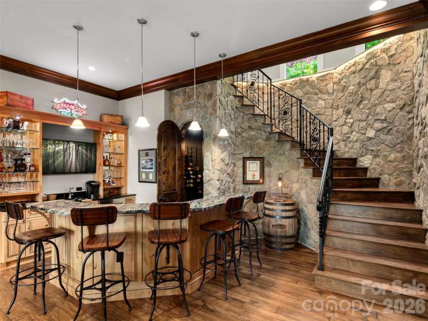 1105 Timberbluff Way, Arden, NC 28704.  MLS# CAR4381458, YatesRealty ID 25691. 