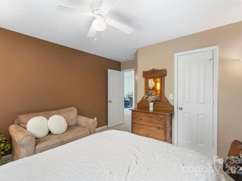 4006 Centerview Drive, Indian Trail, NC 28079.  MLS# CAR4266852, YatesRealty ID 25692. 