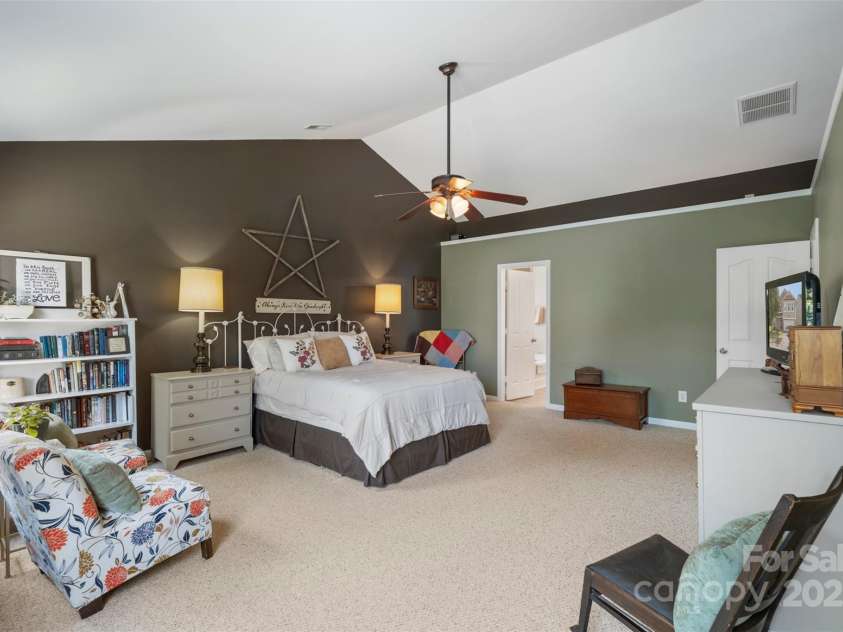 4006 Centerview Drive, Indian Trail, NC 28079.  MLS# CAR4266852, YatesRealty ID 25692. 