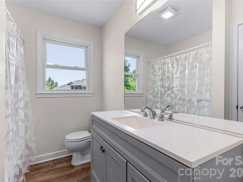 503 Wylie Street, Lancaster, SC 29720.  MLS# CAR4378525, YatesRealty ID 25692. 
