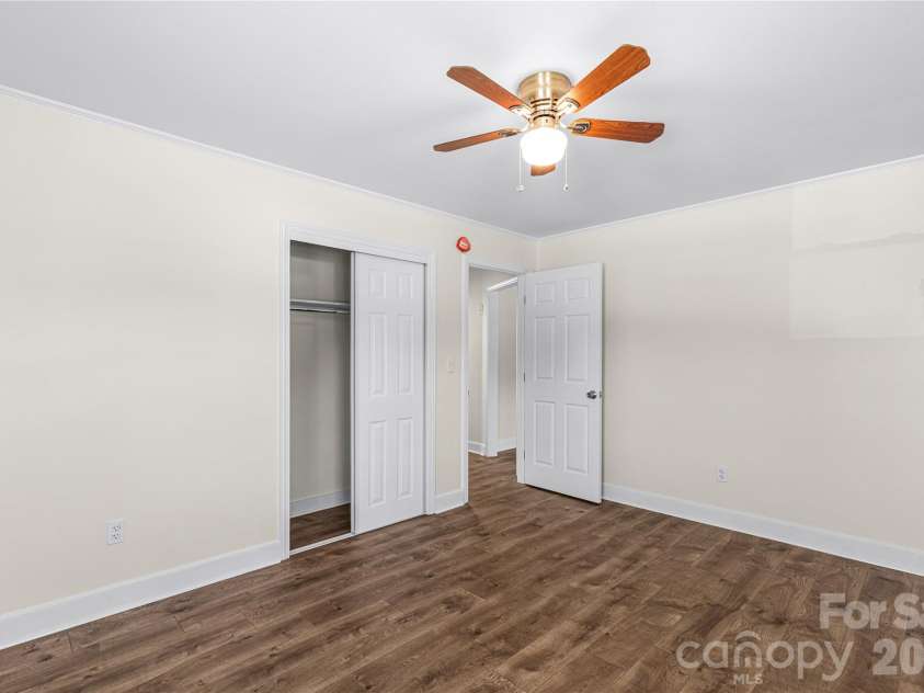 503 Wylie Street, Lancaster, SC 29720.  MLS# CAR4378525, YatesRealty ID 25692. 