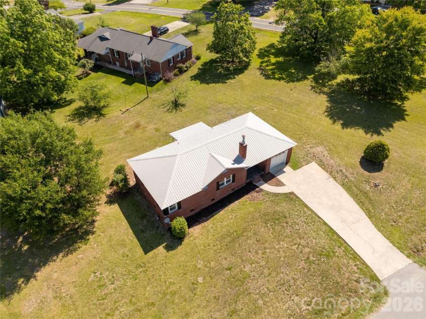 503 Wylie Street, Lancaster, SC 29720.  MLS# CAR4378525, YatesRealty ID 25692. 