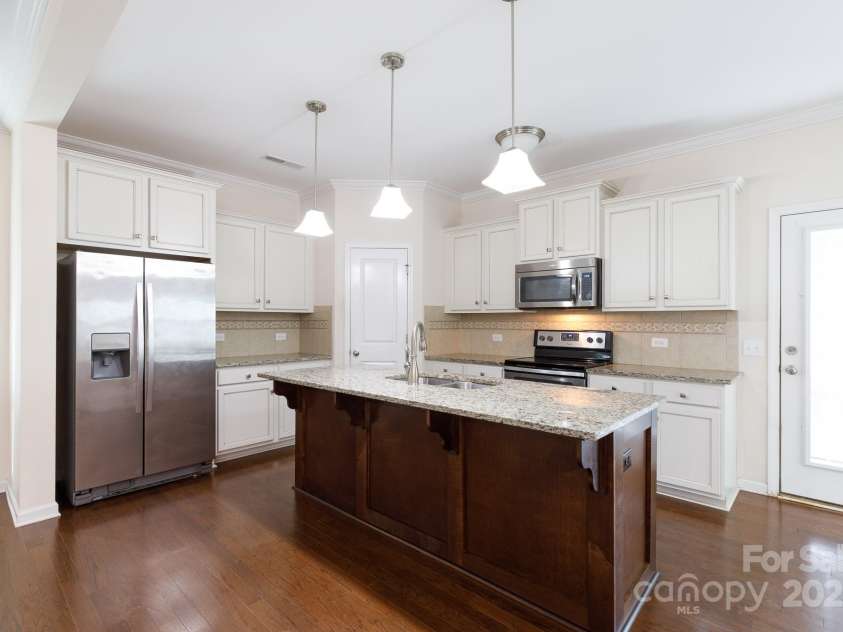 1148 Bannockburn Avenue, Rock Hill, SC 29732.  MLS# CAR4265805, YatesRealty ID 25694. 
