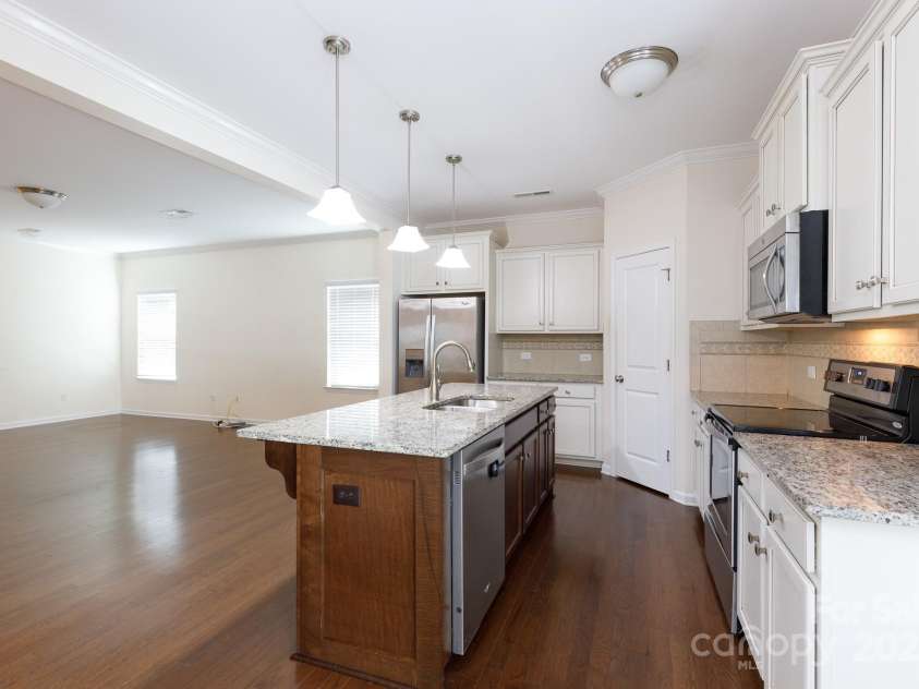 1148 Bannockburn Avenue, Rock Hill, SC 29732.  MLS# CAR4265805, YatesRealty ID 25694. 