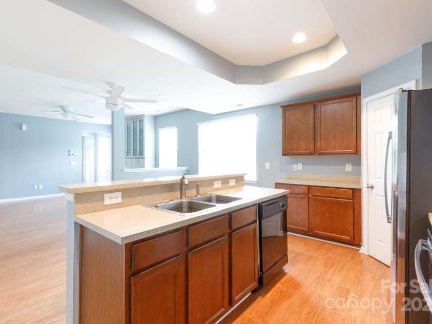 405 Jenny Skip Lane, Rock Hill, SC 29732.  MLS# CAR4271691, YatesRealty ID 25695. 