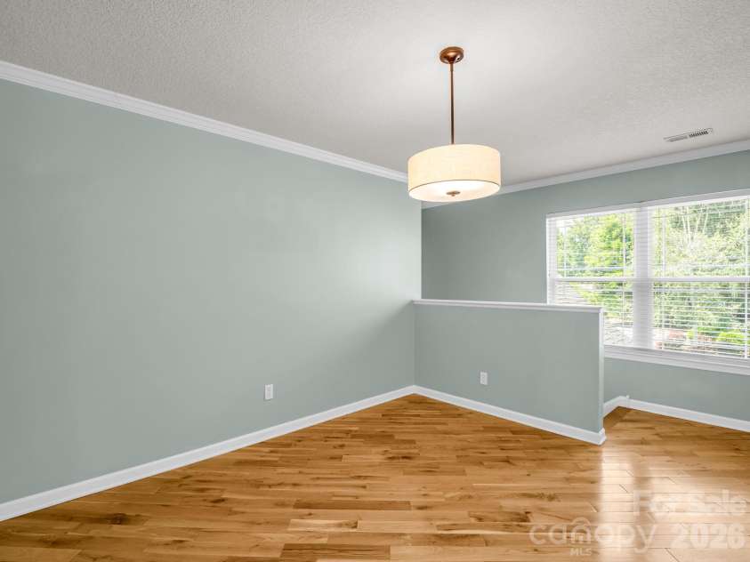 4 Rathfarnham Road, Asheville, NC 28803.  MLS# CAR4382272, YatesRealty ID 25696. 