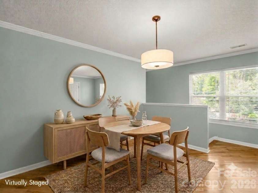 4 Rathfarnham Road, Asheville, NC 28803.  MLS# CAR4382272, YatesRealty ID 25696. 