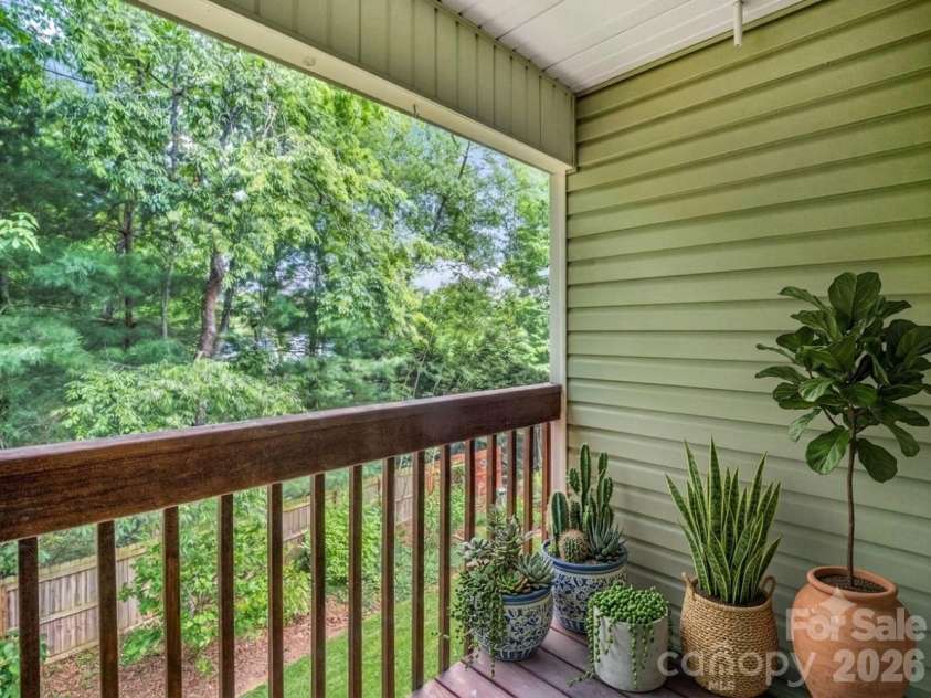 4 Rathfarnham Road, Asheville, NC 28803.  MLS# CAR4382272, YatesRealty ID 25696. 