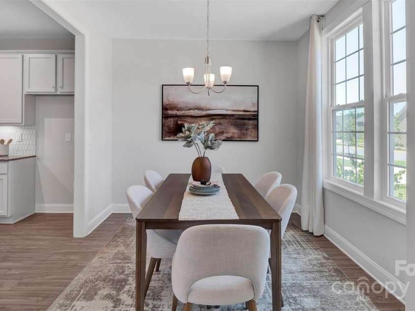 8414 Profit Lane, Charlotte, NC 28215.  MLS# CAR4280131, YatesRealty ID 25696. Dining Room