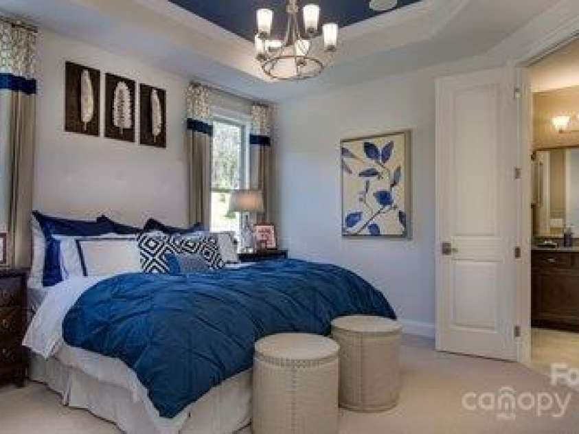 8414 Profit Lane, Charlotte, NC 28215.  MLS# CAR4280131, YatesRealty ID 25696. Model photos used for reference