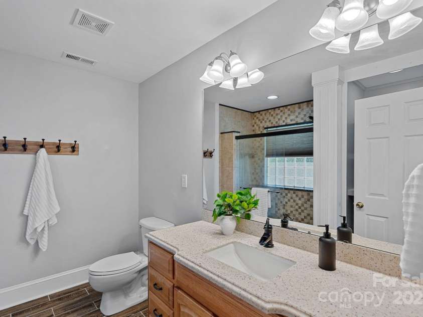 7478 Pine Ridge Drive, Denver, NC 28037.  MLS# CAR4272908, YatesRealty ID 25697. 