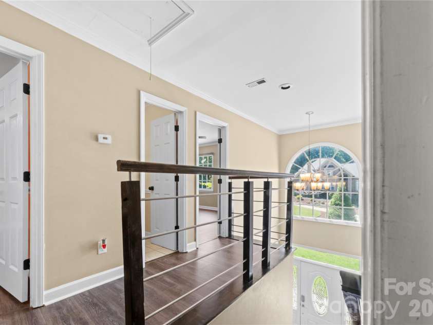 5010 Ardenwoods Drive, Charlotte, NC 28215.  MLS# CAR4404600, YatesRealty ID 25698. 