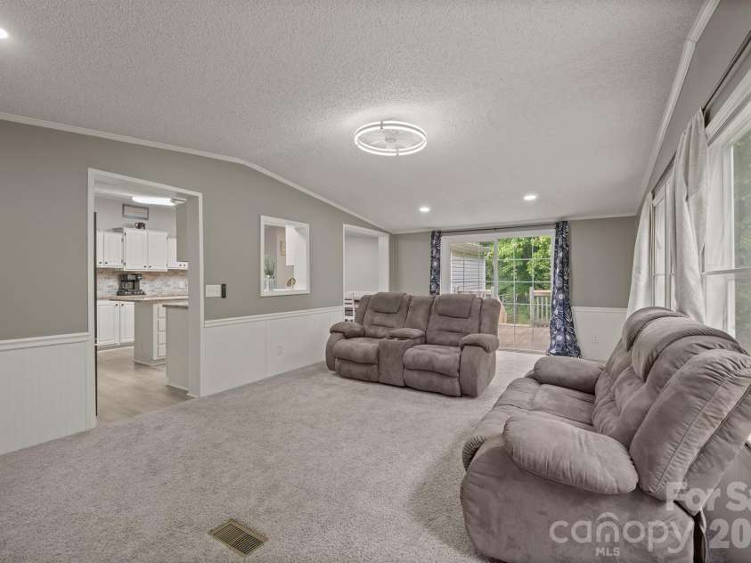 1855 Burris Road, Conover, NC 28613.  MLS# CAR4379298, YatesRealty ID 25699. 