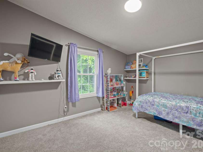 1855 Burris Road, Conover, NC 28613.  MLS# CAR4379298, YatesRealty ID 25699. 