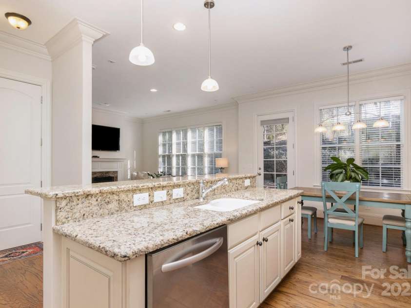 6411 Aldworth Lane, Charlotte, NC 28226.  MLS# CAR4287812, YatesRealty ID 25699. Notice the 3 piece crown molding & high baseboards