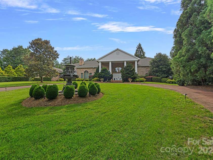 282 Hamilton Drive, Columbus, NC 28722.  MLS# CAR4274724, YatesRealty ID 257. 