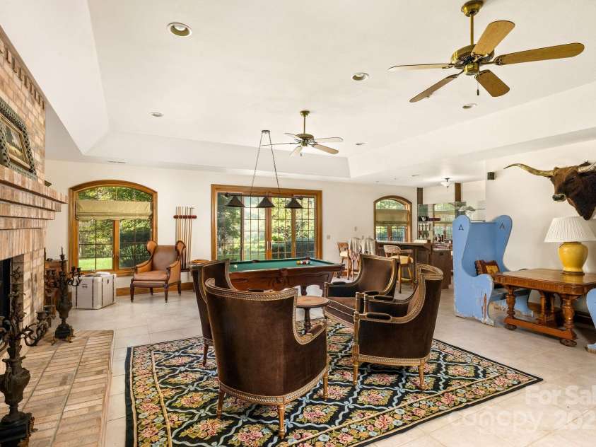 282 Hamilton Drive, Columbus, NC 28722.  MLS# CAR4274724, YatesRealty ID 257. 