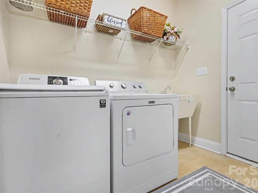 1006 Apogee Drive, Indian Trail, NC 28079.  MLS# CAR4349129, YatesRealty ID 2570. 