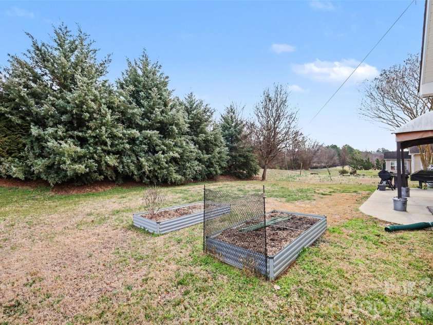 1006 Apogee Drive, Indian Trail, NC 28079.  MLS# CAR4349129, YatesRealty ID 2570. 