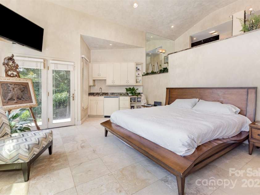 5 Hidden Cove Lane, Clover, SC 29710.  MLS# CAR4278086, YatesRealty ID 25700. 