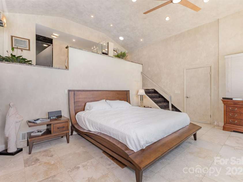 5 Hidden Cove Lane, Clover, SC 29710.  MLS# CAR4278086, YatesRealty ID 25700. 