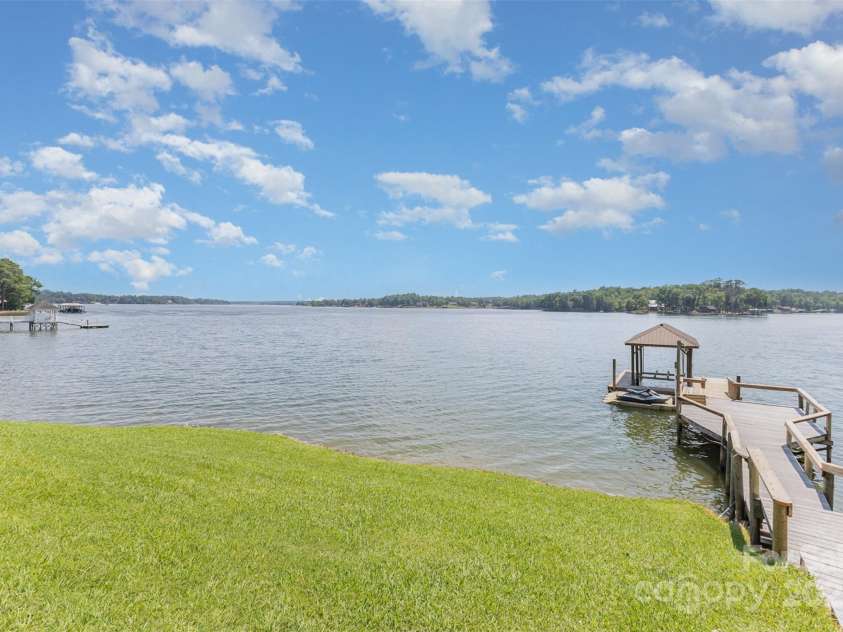 5 Hidden Cove Lane, Clover, SC 29710.  MLS# CAR4278086, YatesRealty ID 25700. 