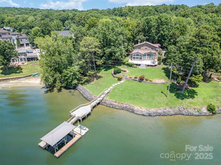 5 Hidden Cove Lane, Clover, SC 29710.  MLS# CAR4278086, YatesRealty ID 25700. 