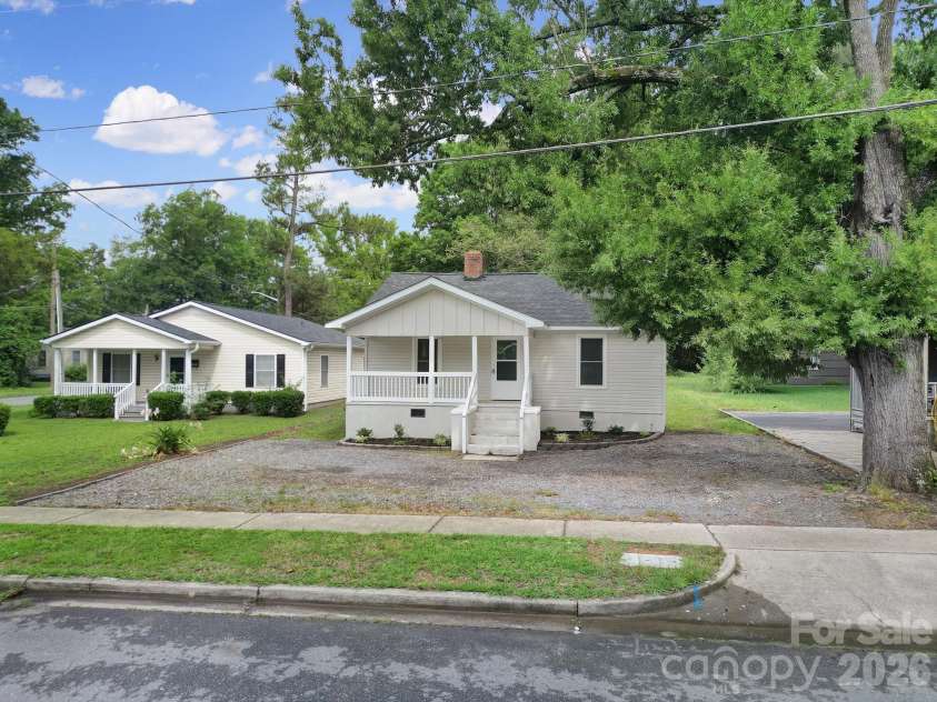 758 Jefferson Avenue, Rock Hill, SC 29730.  MLS# CAR4226066, YatesRealty ID 25700. 