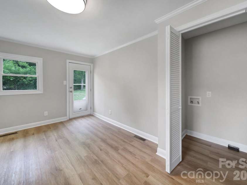 758 Jefferson Avenue, Rock Hill, SC 29730.  MLS# CAR4226066, YatesRealty ID 25700. 
