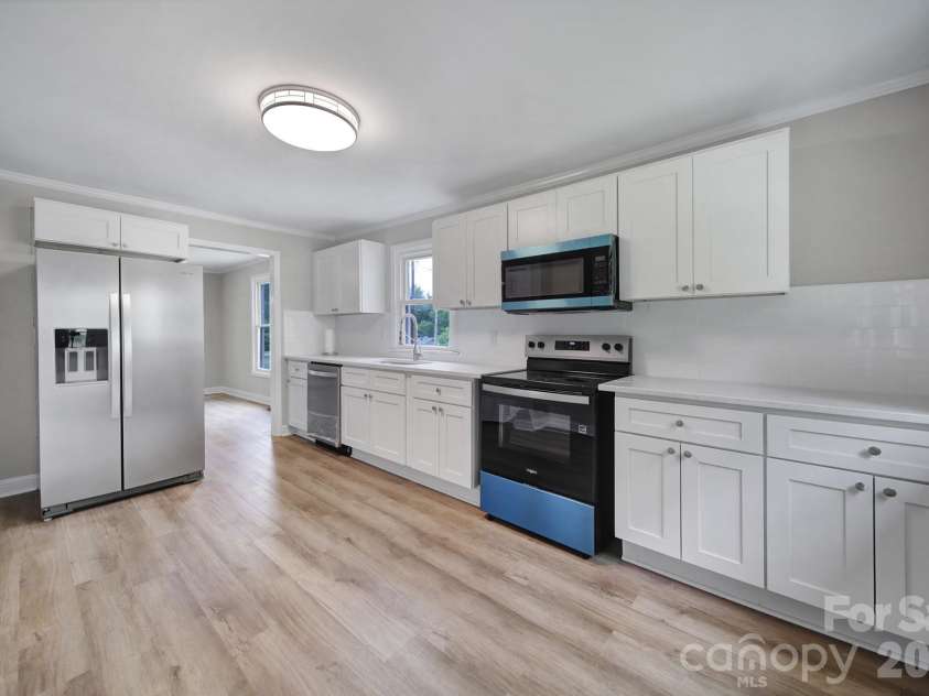758 Jefferson Avenue, Rock Hill, SC 29730.  MLS# CAR4226066, YatesRealty ID 25700. 