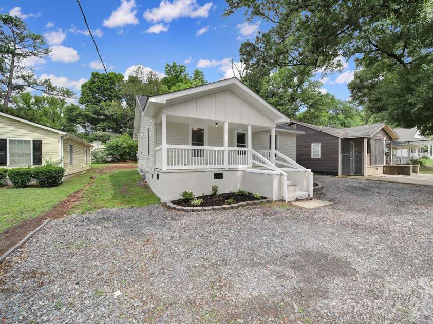 758 Jefferson Avenue, Rock Hill, SC 29730.  MLS# CAR4226066, YatesRealty ID 25700. 