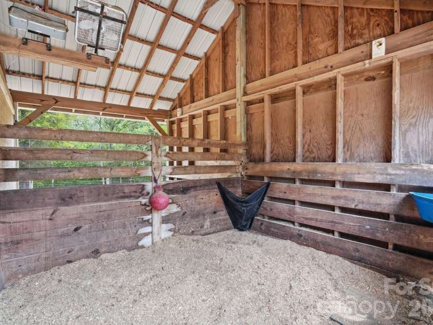 5508 Mcwhorter Road, Waxhaw, NC 28173.  MLS# CAR4359167, YatesRealty ID 25701. 