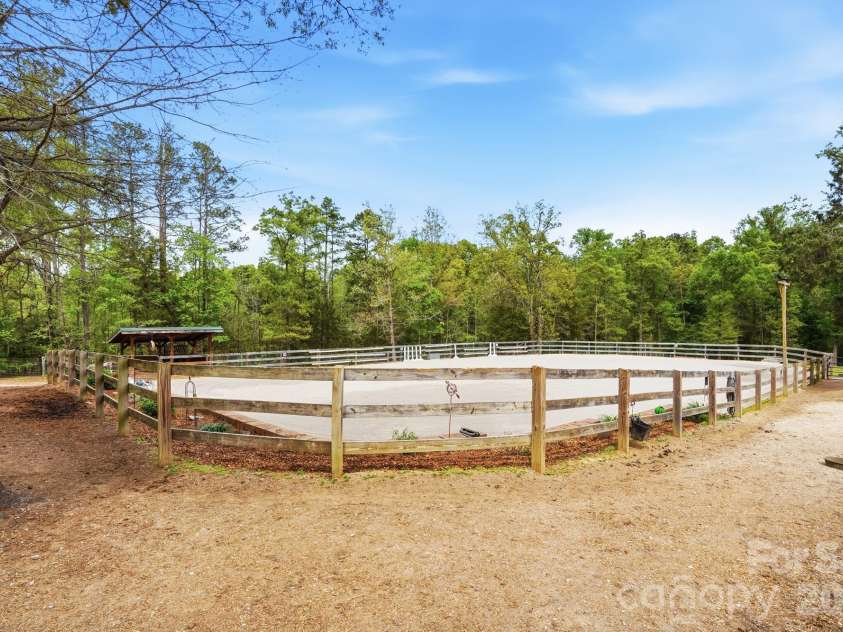 5508 Mcwhorter Road, Waxhaw, NC 28173.  MLS# CAR4359167, YatesRealty ID 25701. 