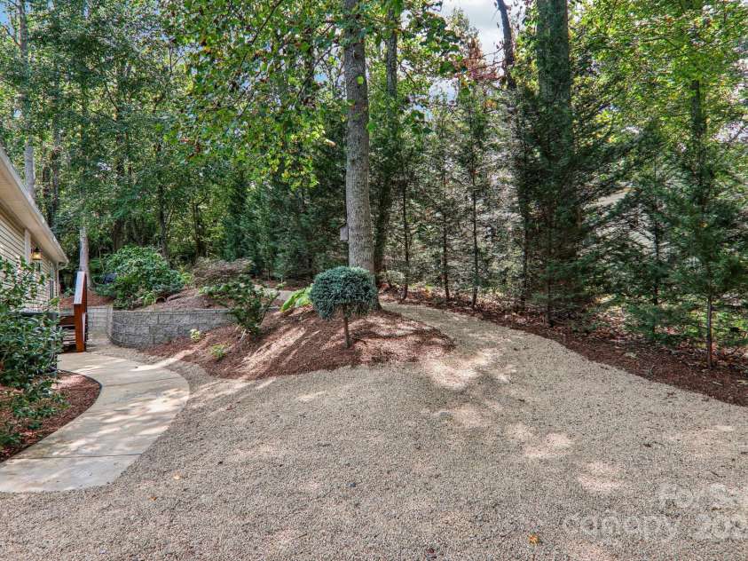 18 Spencer Road, Candler, NC 28715.  MLS# CAR4182190, YatesRealty ID 25702. 