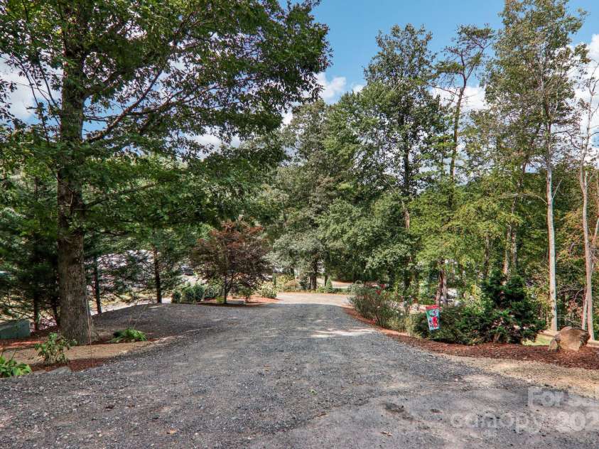 18 Spencer Road, Candler, NC 28715.  MLS# CAR4182190, YatesRealty ID 25702. 