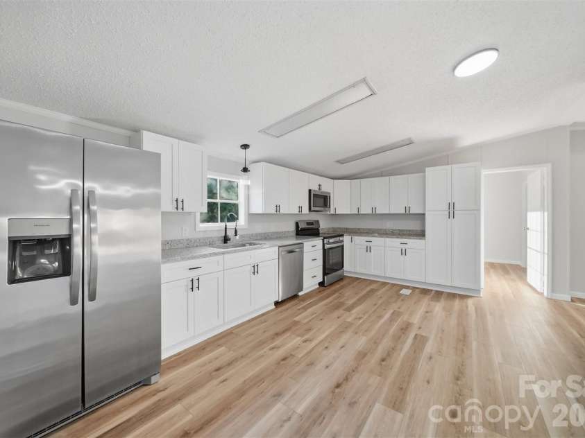 130 Saylor Lane, Stony Point, NC 28678.  MLS# CAR4383896, YatesRealty ID 25703. 
