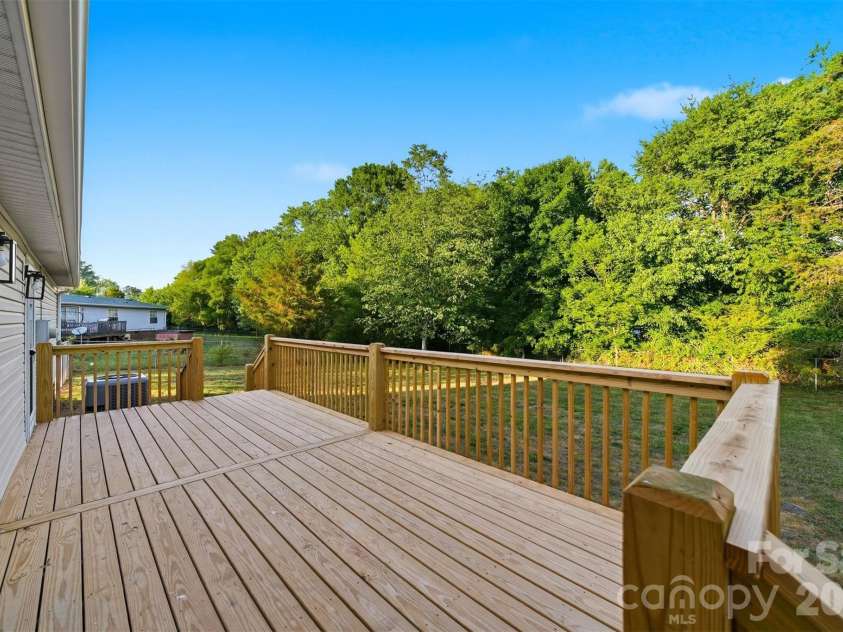 130 Saylor Lane, Stony Point, NC 28678.  MLS# CAR4383896, YatesRealty ID 25703. 