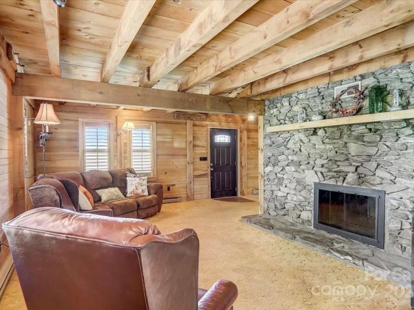 157 Shady Rock Lane, Swannanoa, NC 28778.  MLS# CAR4280634, YatesRealty ID 25703. 