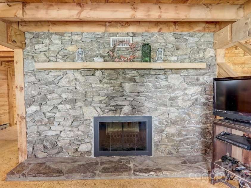 157 Shady Rock Lane, Swannanoa, NC 28778.  MLS# CAR4280634, YatesRealty ID 25703. 