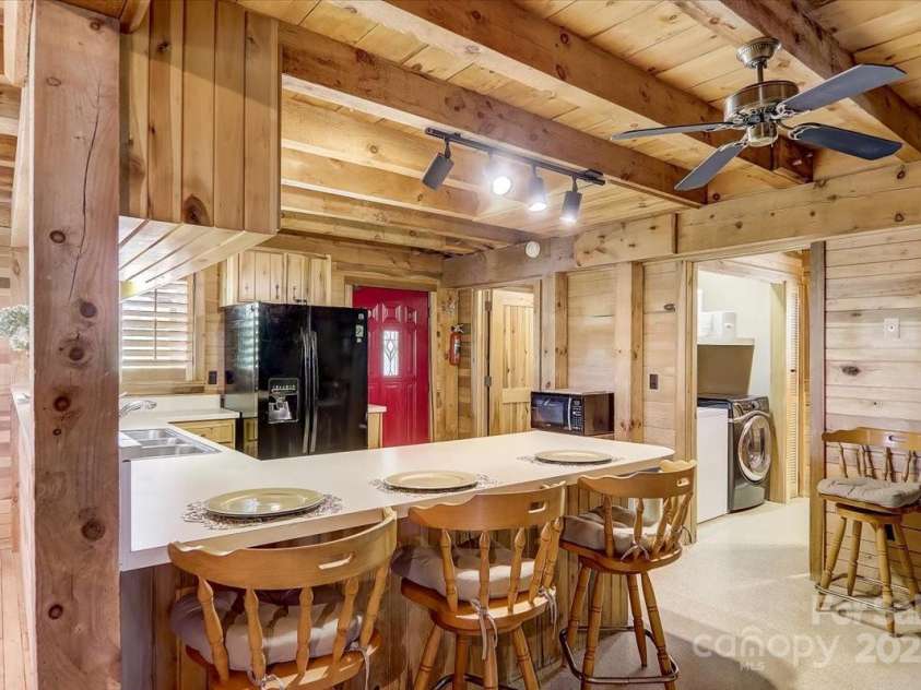 157 Shady Rock Lane, Swannanoa, NC 28778.  MLS# CAR4280634, YatesRealty ID 25703. 