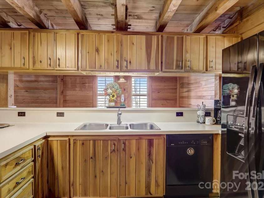 157 Shady Rock Lane, Swannanoa, NC 28778.  MLS# CAR4280634, YatesRealty ID 25703. 