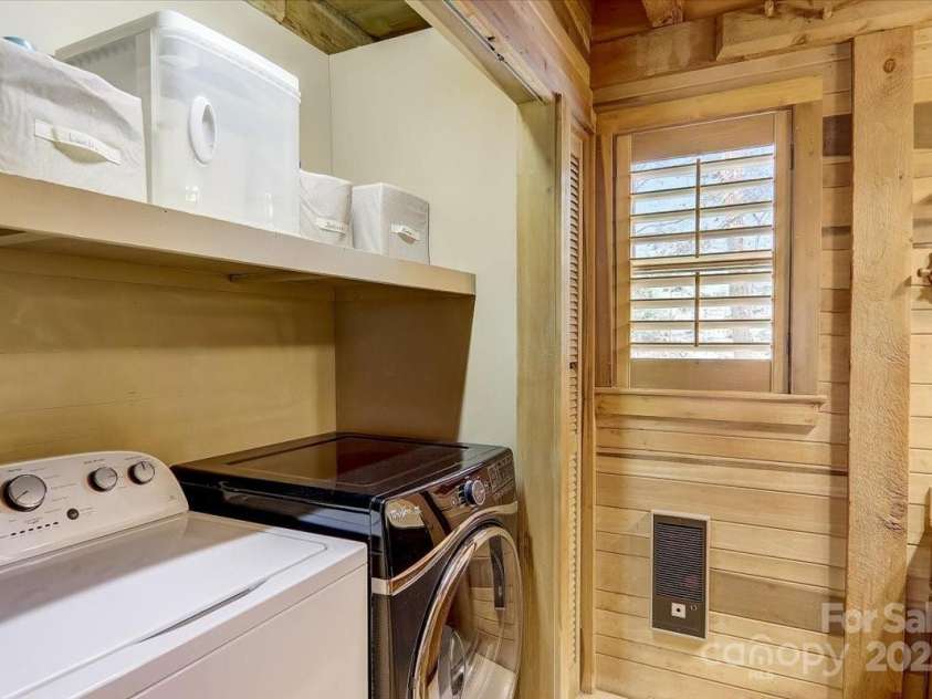 157 Shady Rock Lane, Swannanoa, NC 28778.  MLS# CAR4280634, YatesRealty ID 25703. 