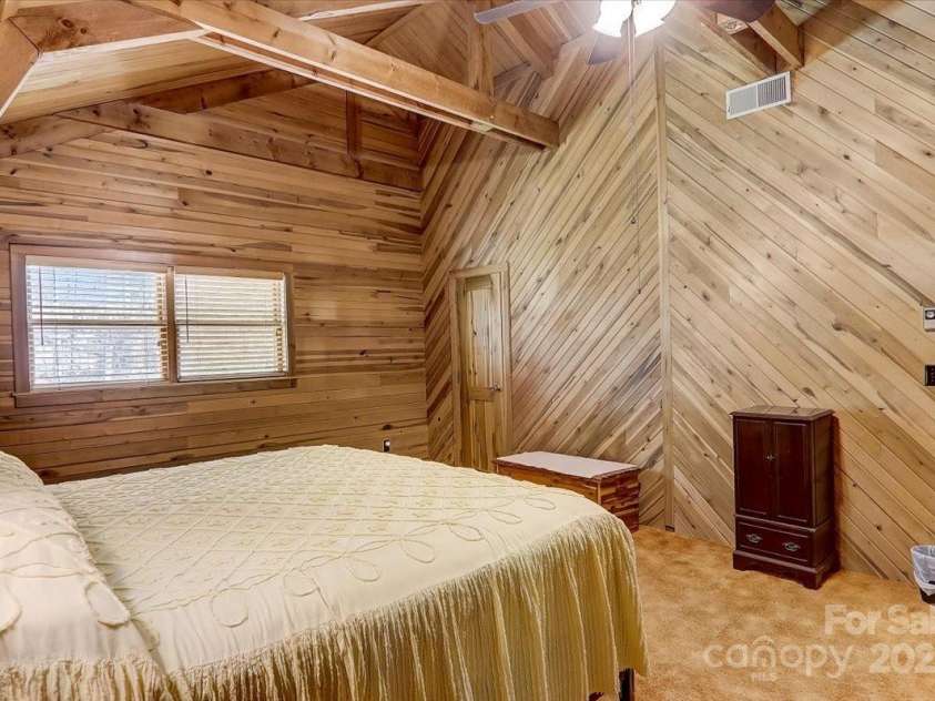 157 Shady Rock Lane, Swannanoa, NC 28778.  MLS# CAR4280634, YatesRealty ID 25703. 